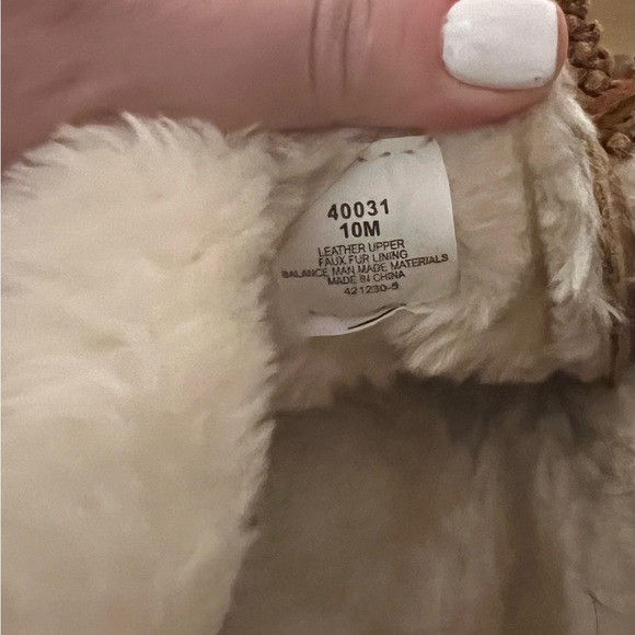 Minnetonka Slippers | Pile Lined Hard-sole Indoor-Outdoor House Shoe | USA 10 - Picture 4 of 6